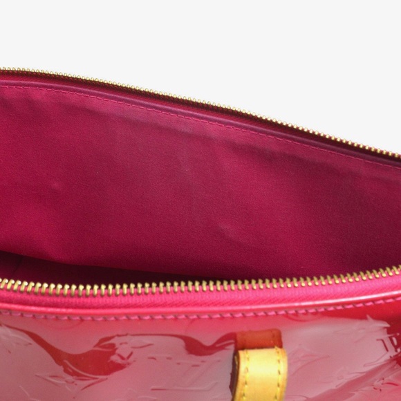 **SOLD**Authentic Louis Vuitton Vernis Bellevue PM** - Picture 8 of 8